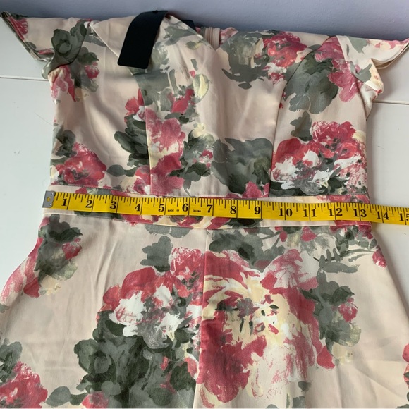 Bebe Floral V-Neck Ruffled Shorts Silky Romper - Picture 13 of 16